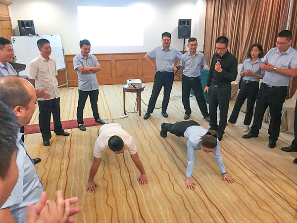 直線管理咨詢?yōu)榧~特科技打造狼性銷售團(tuán)隊(duì)